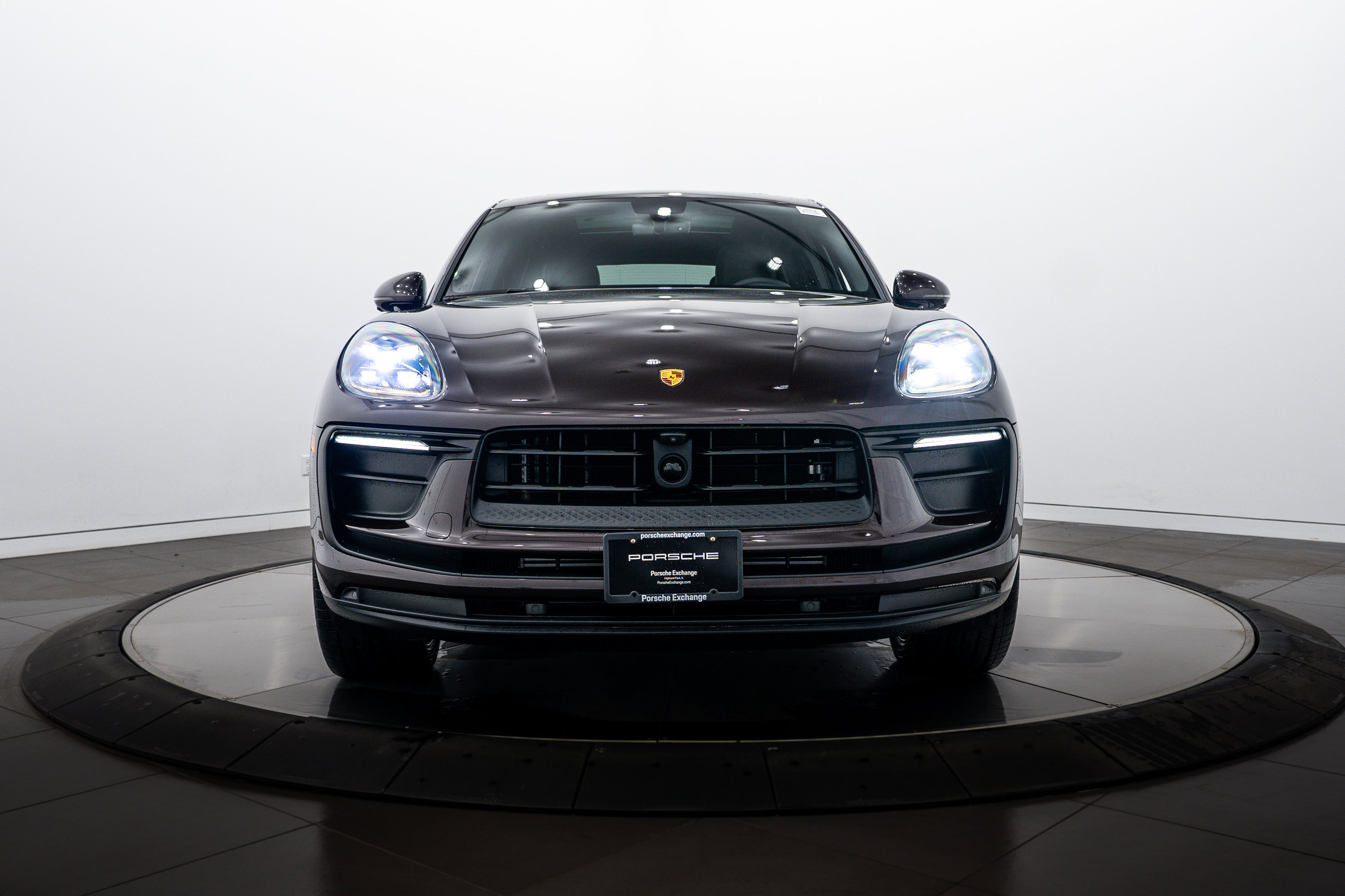 Certified 2026 Porsche Macan image 10