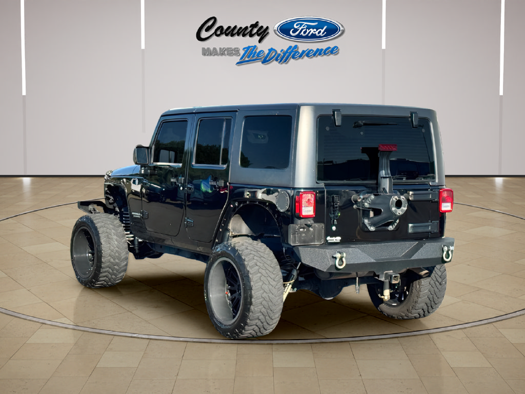 Used 2015 Jeep Wrangler Unlimited Sport w/ Max Tow Package AWD/4WD image 7