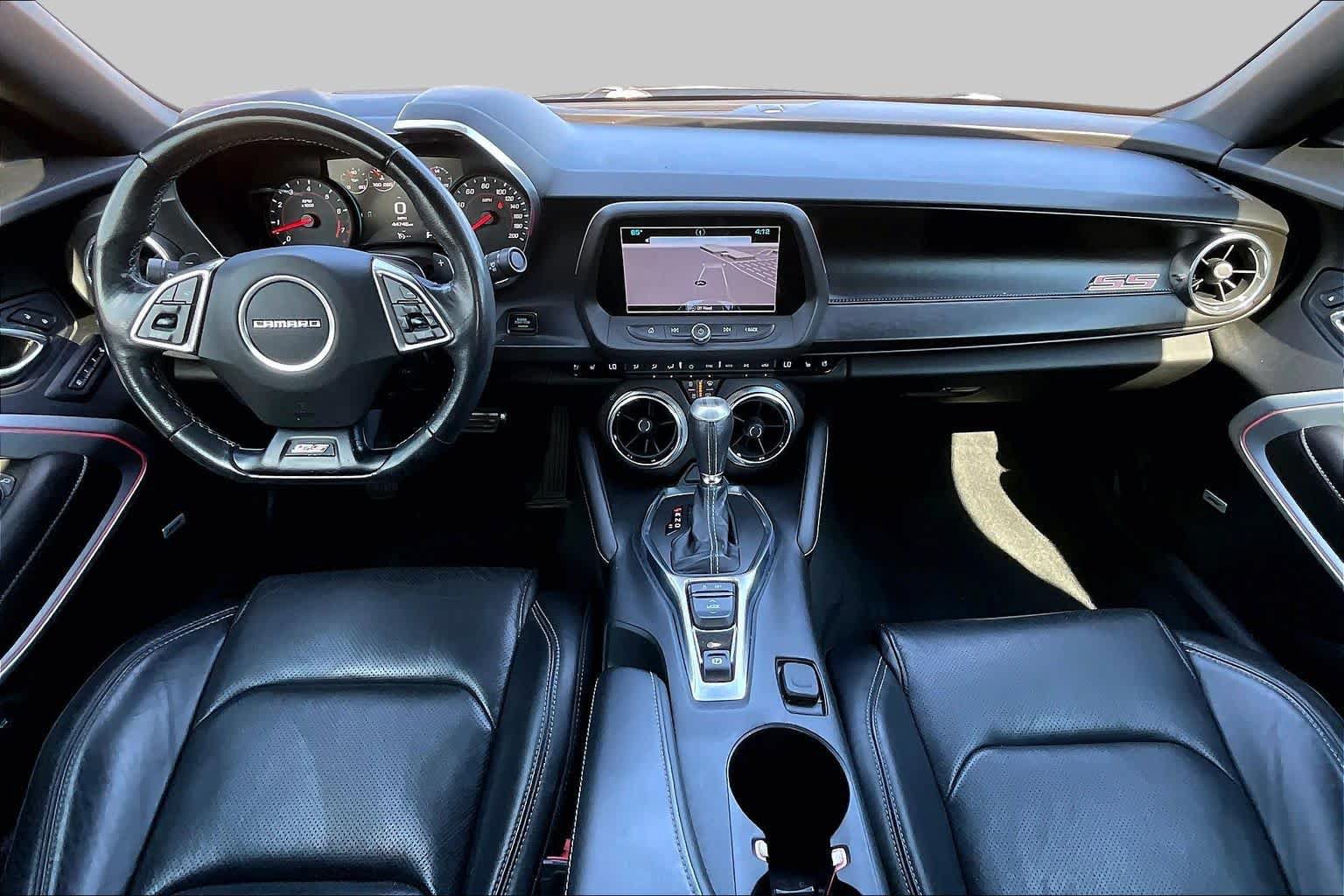 Used 2018 Chevrolet Camaro SS RWD image 16