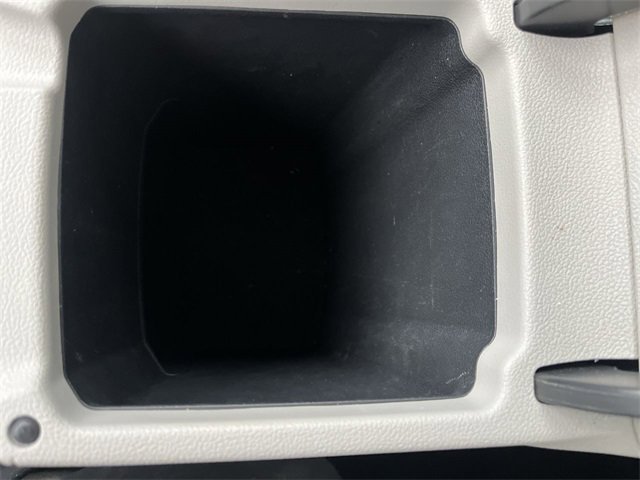 Used 2022 Volkswagen Tiguan SE image 17