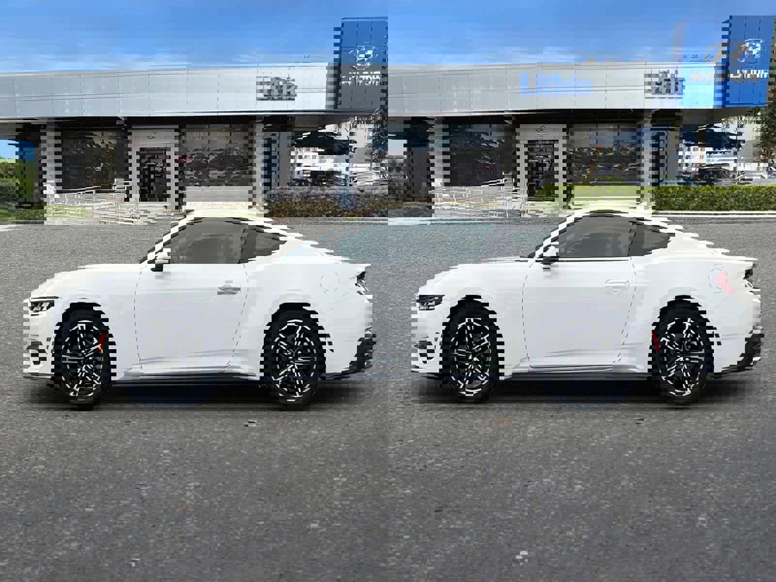 Used 2024 Ford Mustang Coupe image 5