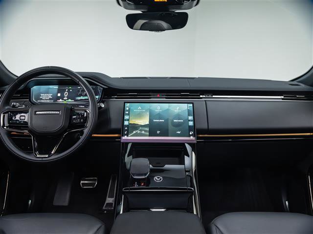Used 2025 Land Rover Range Rover Sport Dynamic SE AWD/4WD image 19