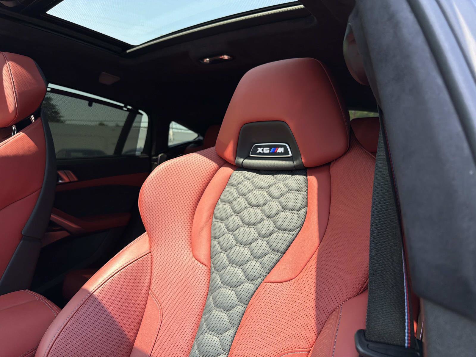 Used 2024 BMW X6 M Competition w/ Executive Package AWD/4WD image 16