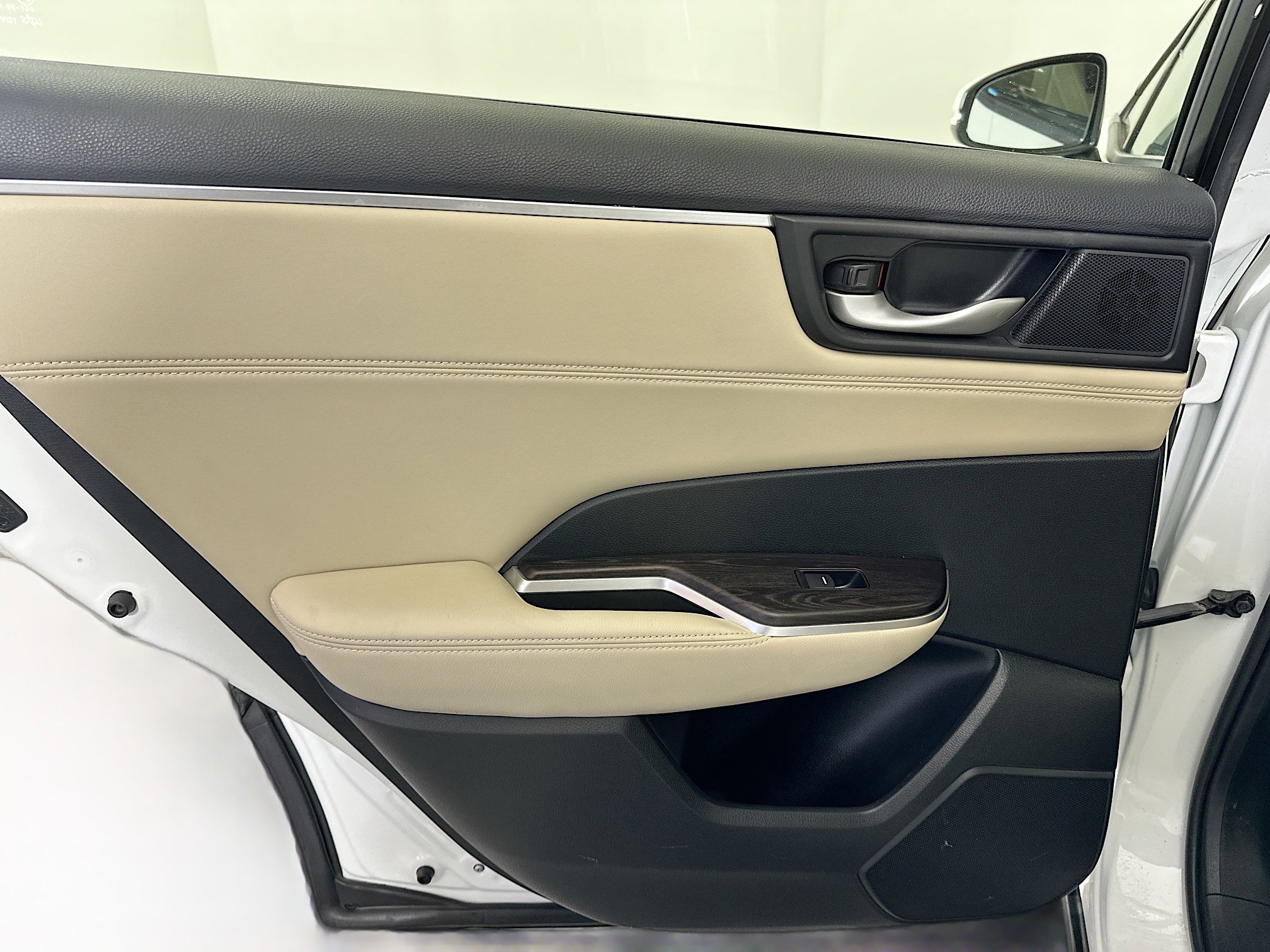 Used 2018 Honda Clarity Sedan image 24