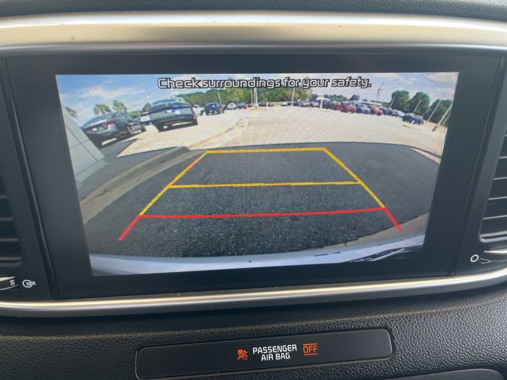 Used 2020 Kia Sportage LX image 13