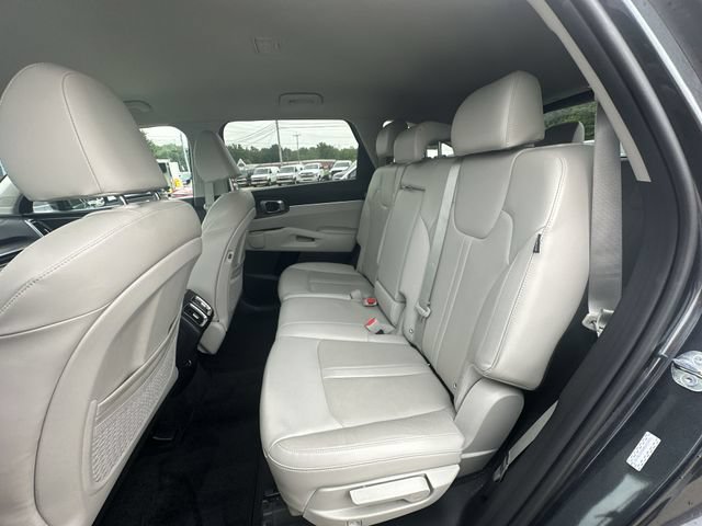 Used 2025 Kia Sorento S AWD/4WD image 27
