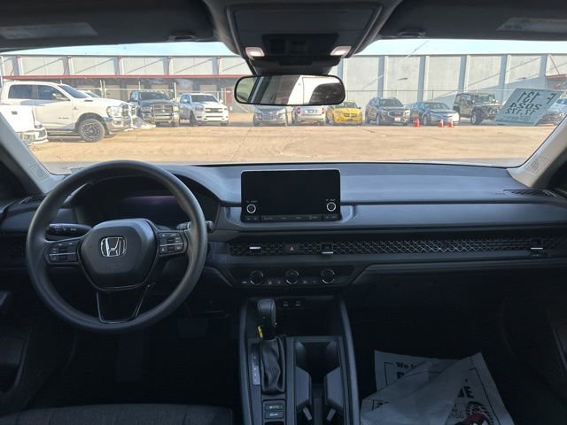 Used 2024 Honda Accord EX image 11