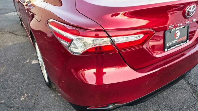 Used 2018 Toyota Camry XLE FWD image 43