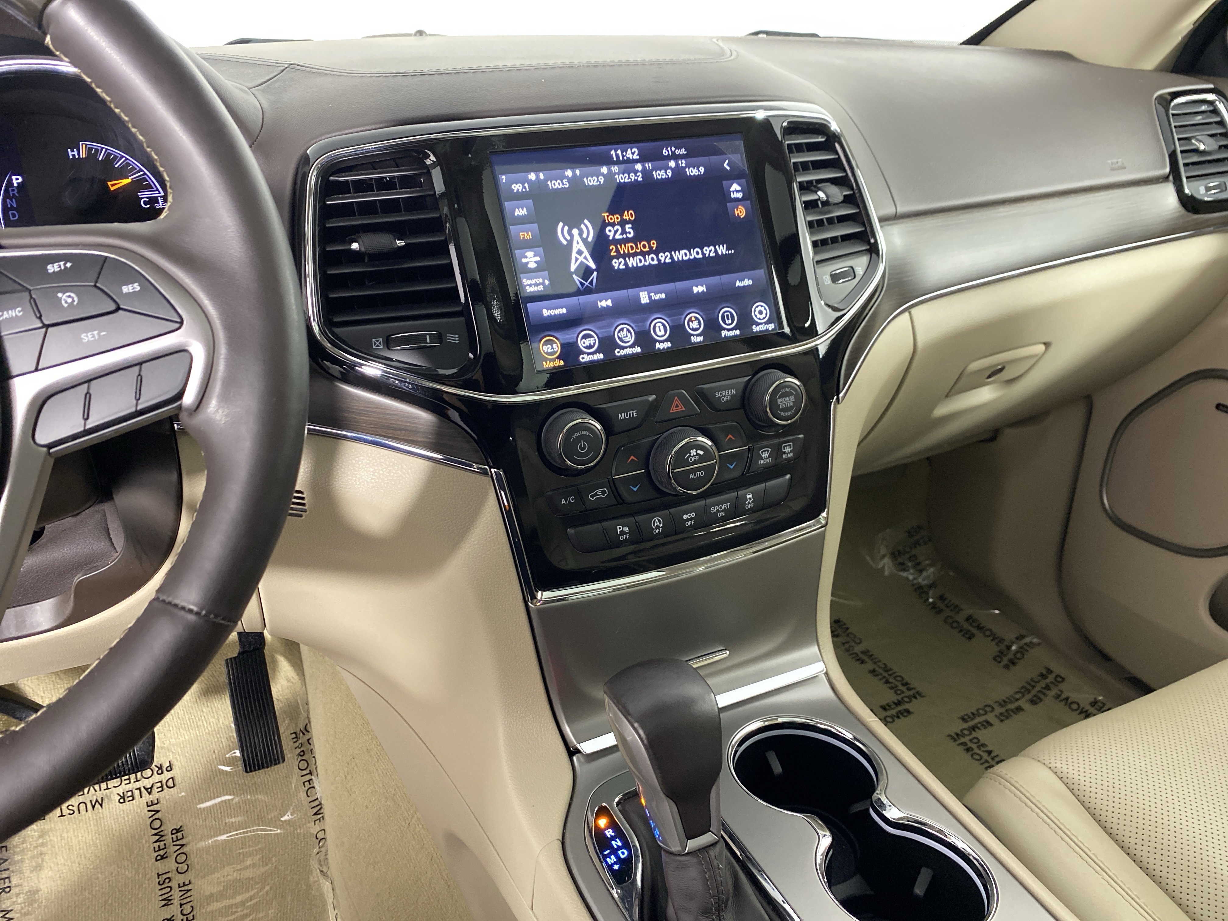 Used 2021 Jeep Grand Cherokee Overland image 39