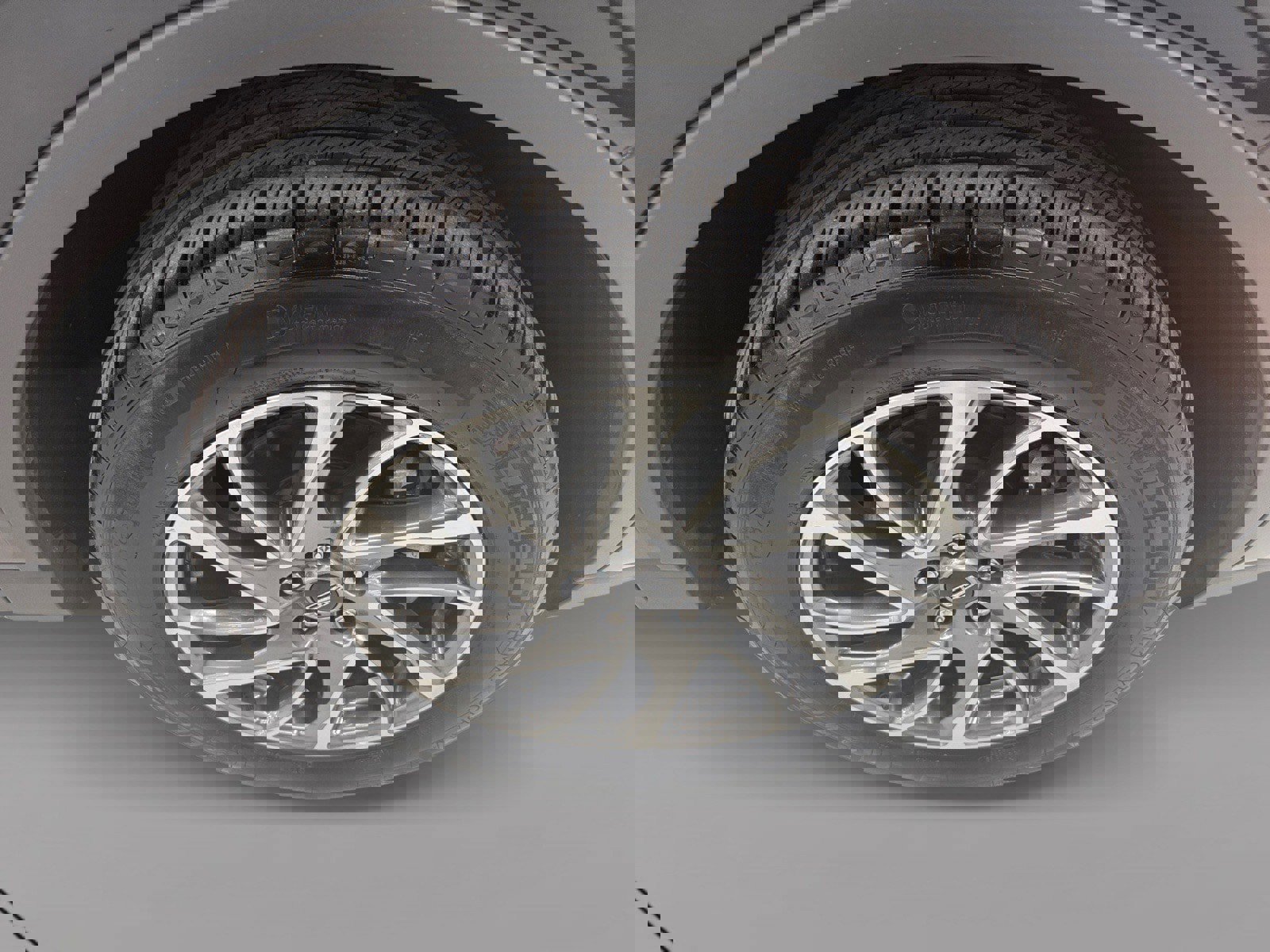 Used 2022 Lincoln Corsair AWD w/ Equipment Group 101A image 11