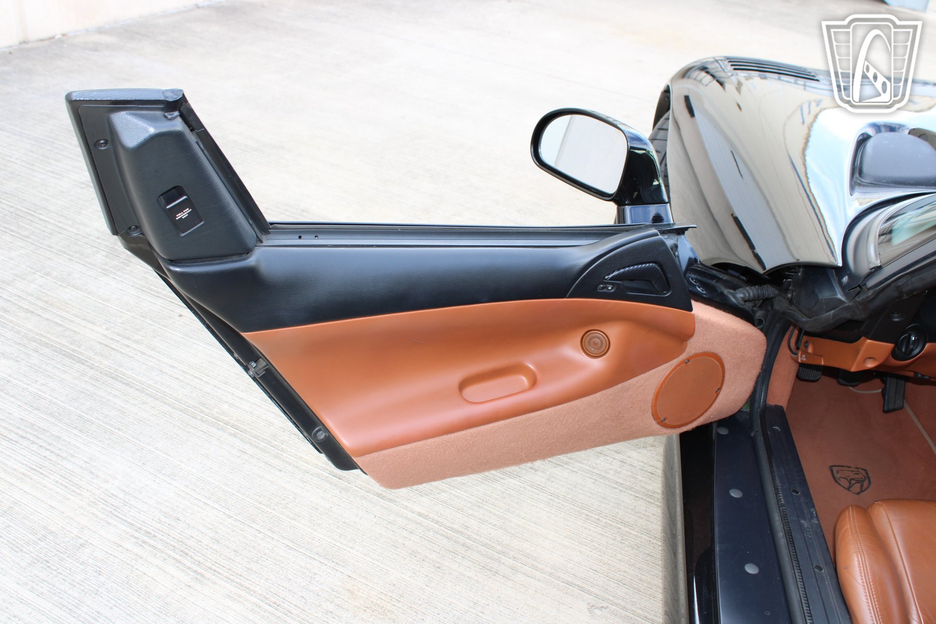 Used 2000 Dodge Viper RT/10 RWD image 17