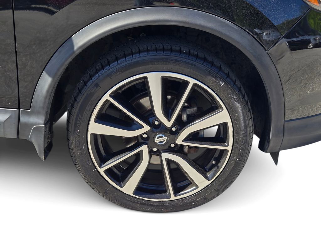 Used 2017 Nissan Rogue Sport SL FWD image 7