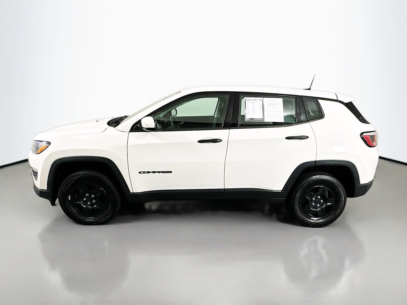 Used 2020 Jeep Compass Sport w/ Safety & Security Group AWD/4WD image 4
