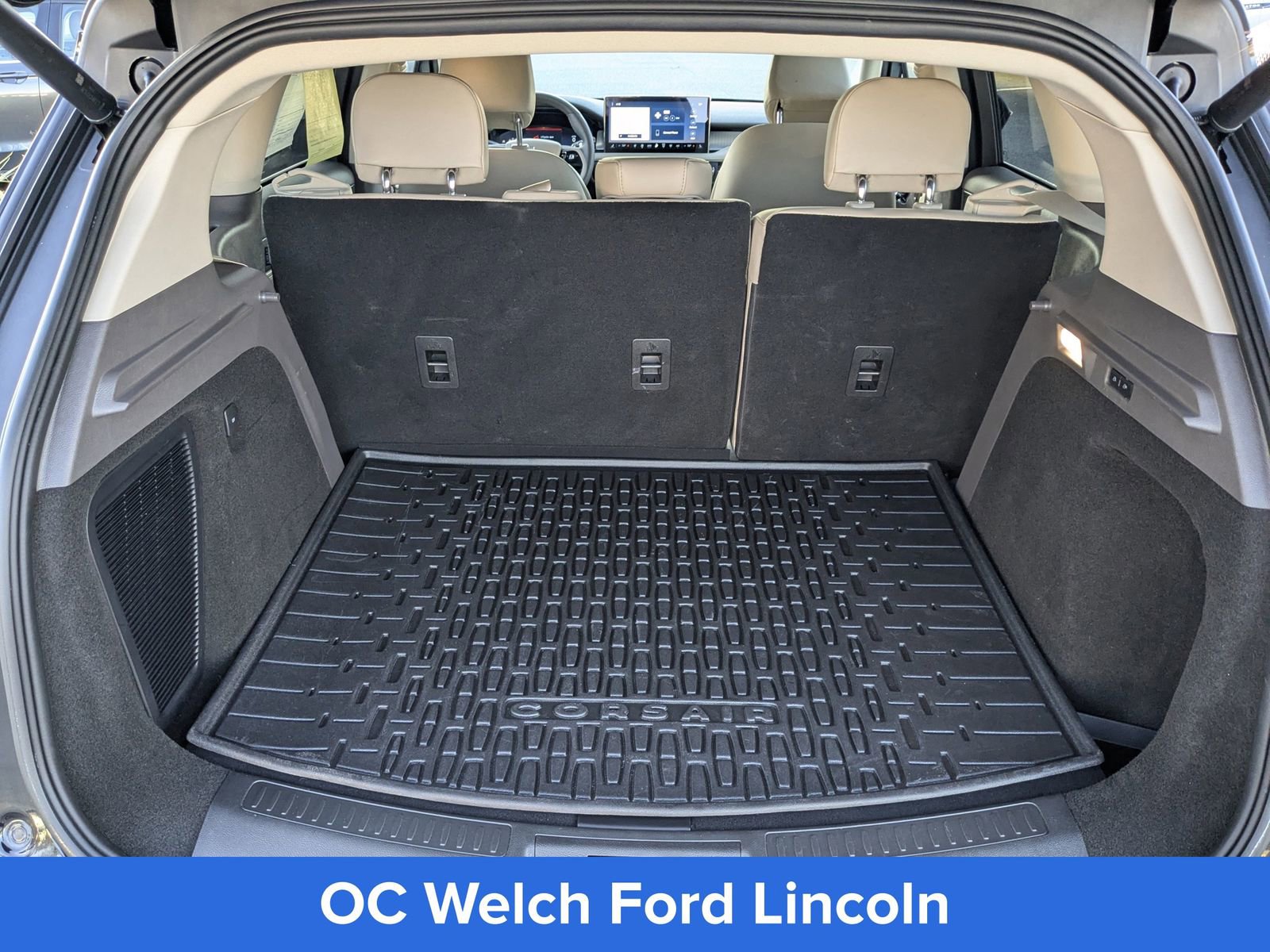 Used 2024 Lincoln Corsair FWD w/ Equipment Group 101A image 15