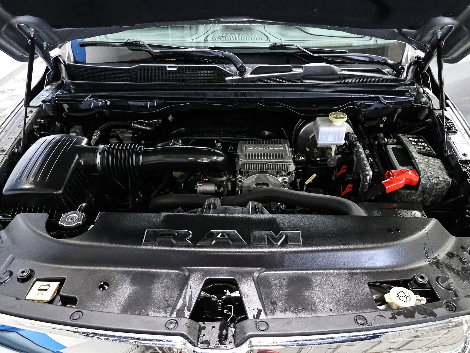 Used 2020 RAM 1500 Limited image 16