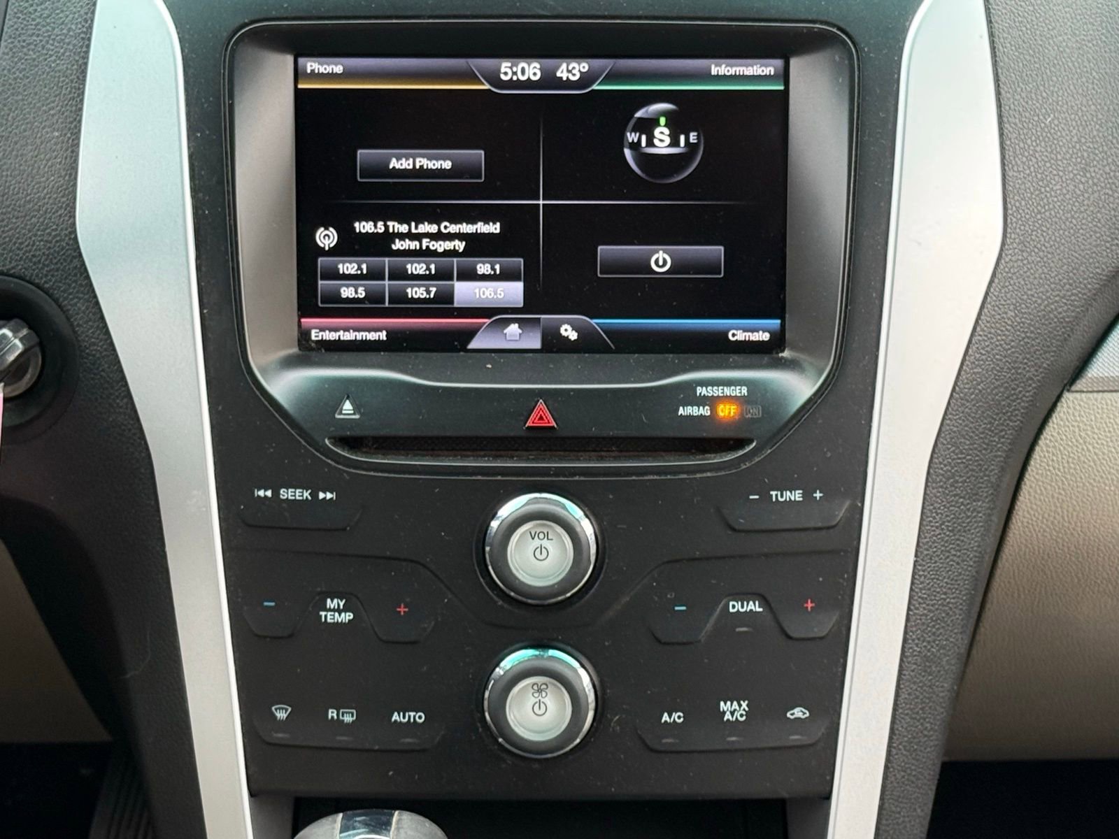 Used 2015 Ford Explorer XLT w/ Equipment Group 201B image 20