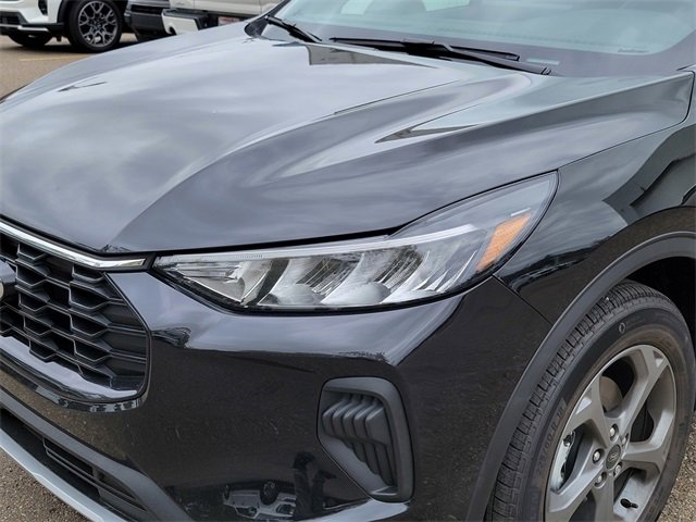 New 2026 Ford Escape ST-Line w/ Tech Pack #1 image 11