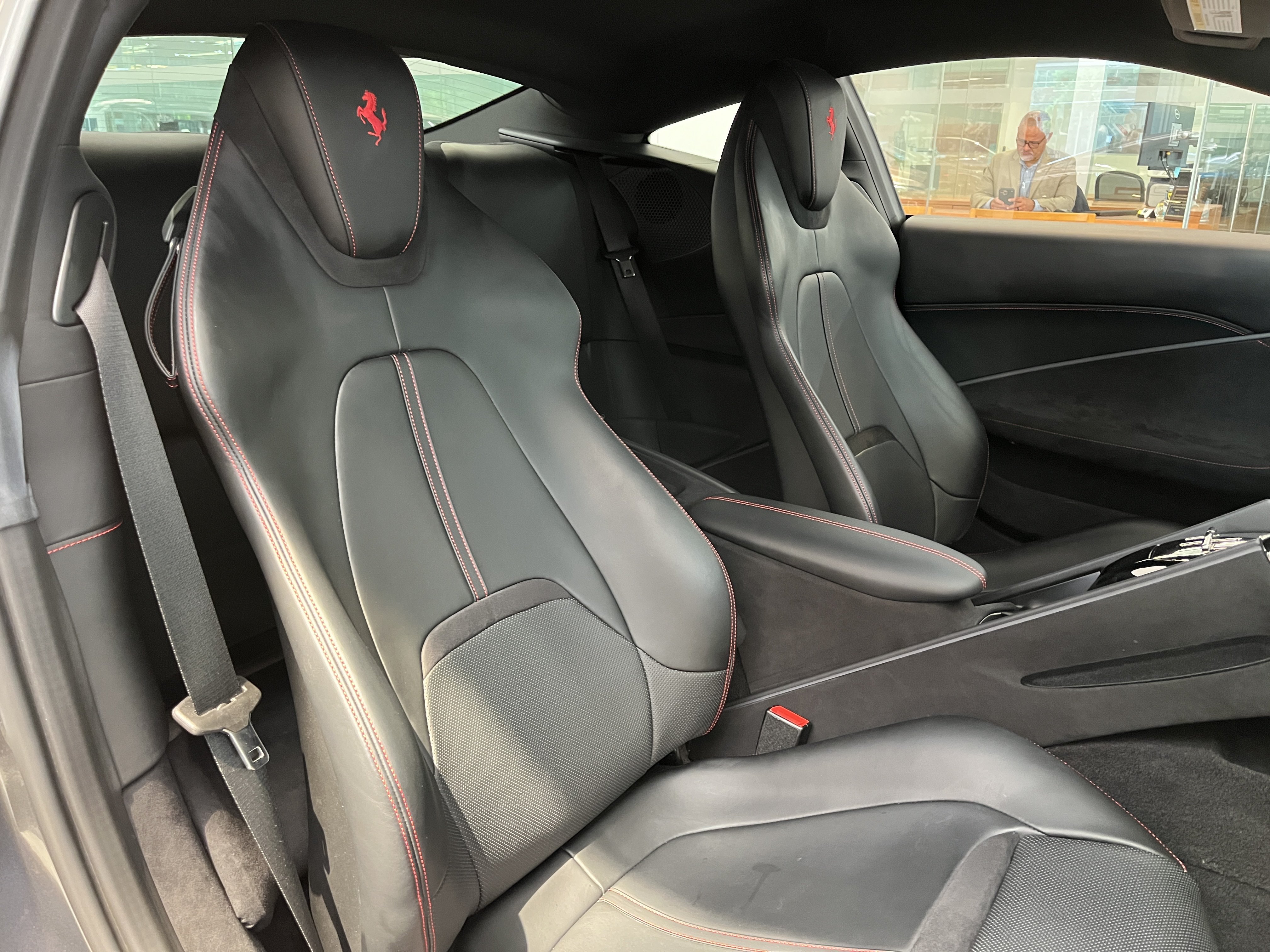 Used 2022 Ferrari Roma RWD image 45