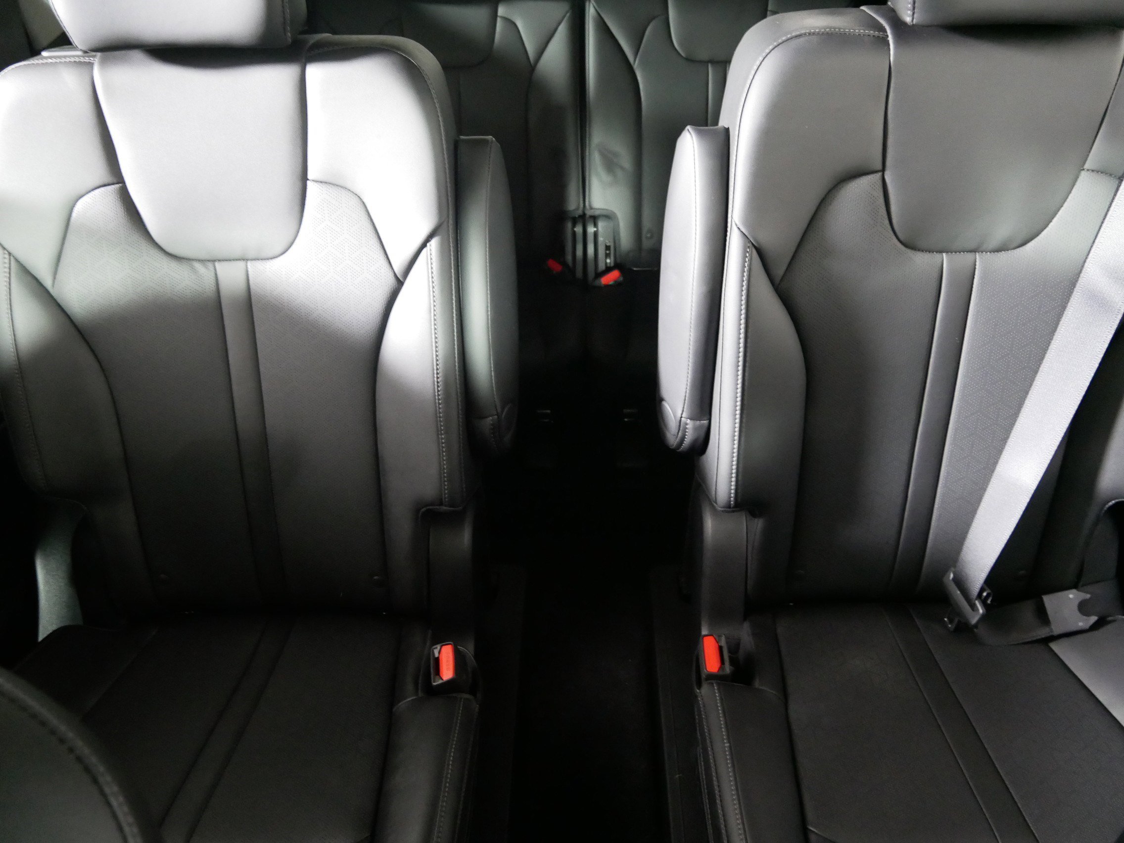 Used 2022 Kia Sorento SX image 13