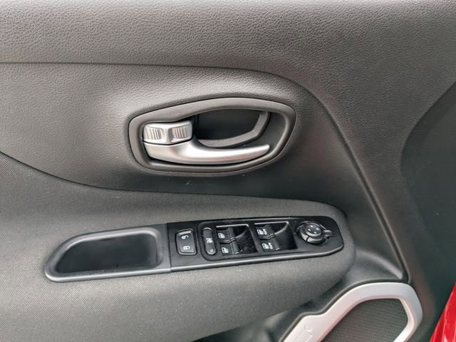 Used 2020 Jeep Renegade Sport image 22