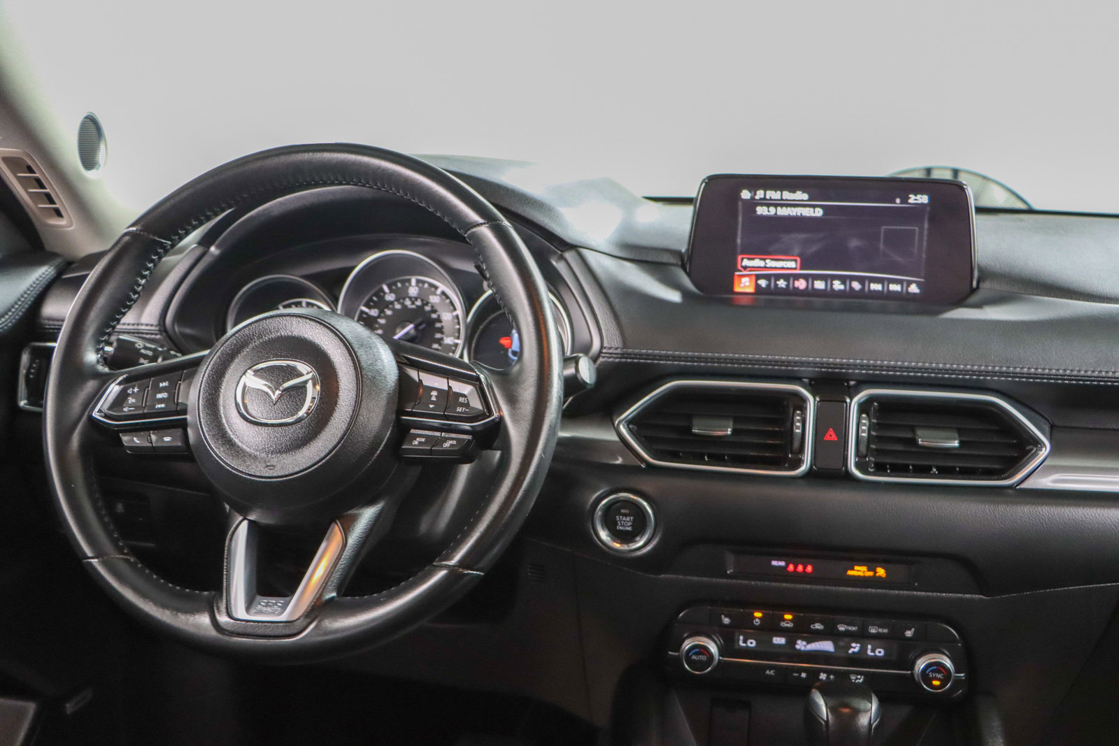 Used 2019 MAZDA CX-5 Touring image 17