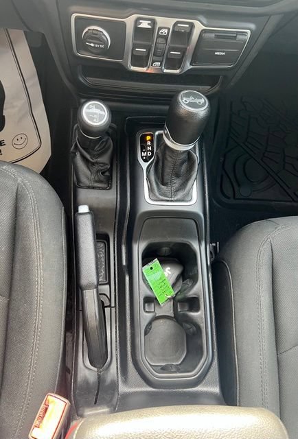 Used 2020 Jeep Wrangler Unlimited Sport S AWD/4WD image 15