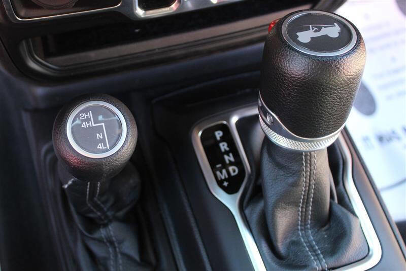 Used 2024 Jeep Wrangler Unlimited Sport image 22