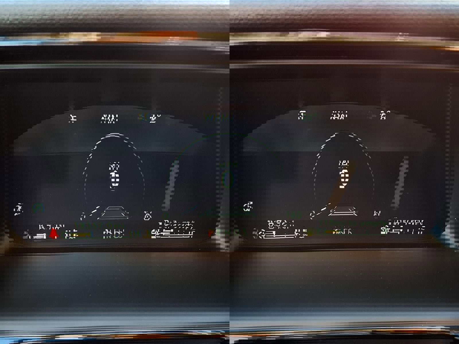 Used 2023 Lincoln Nautilus Reserve w/ Equipment Group 201A image 16