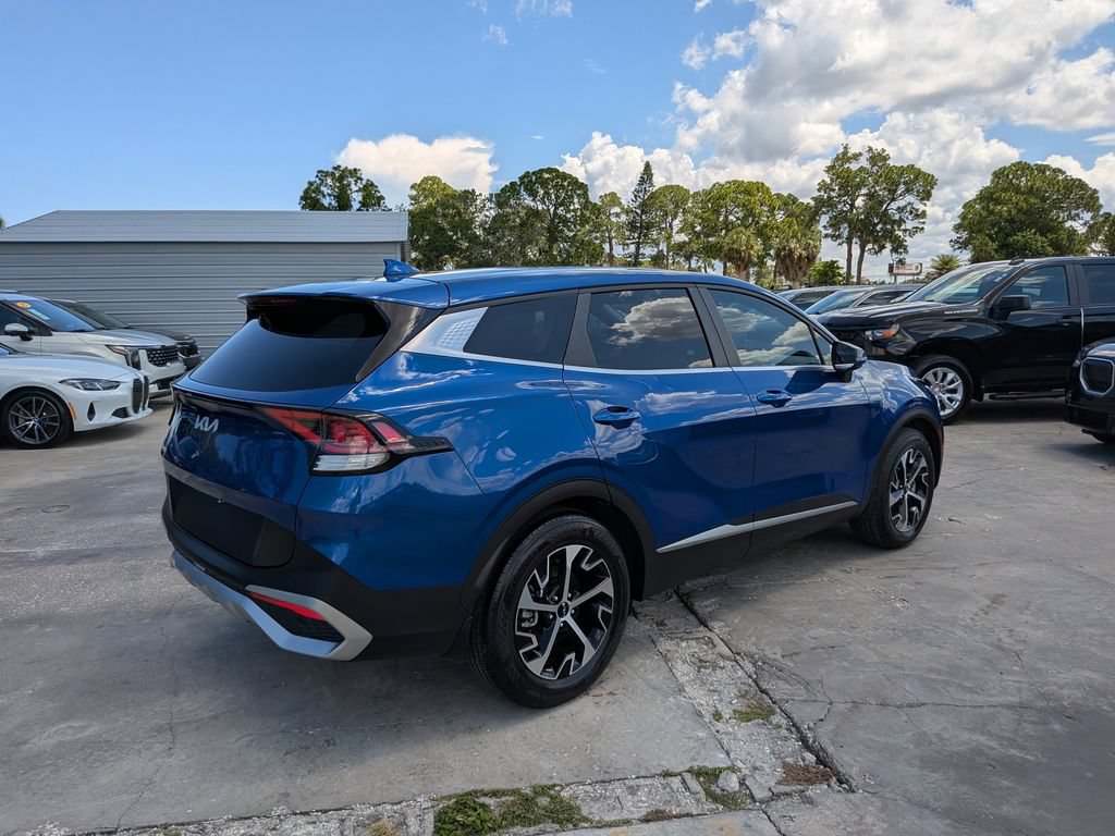 Certified 2024 Kia Sportage EX FWD image 8