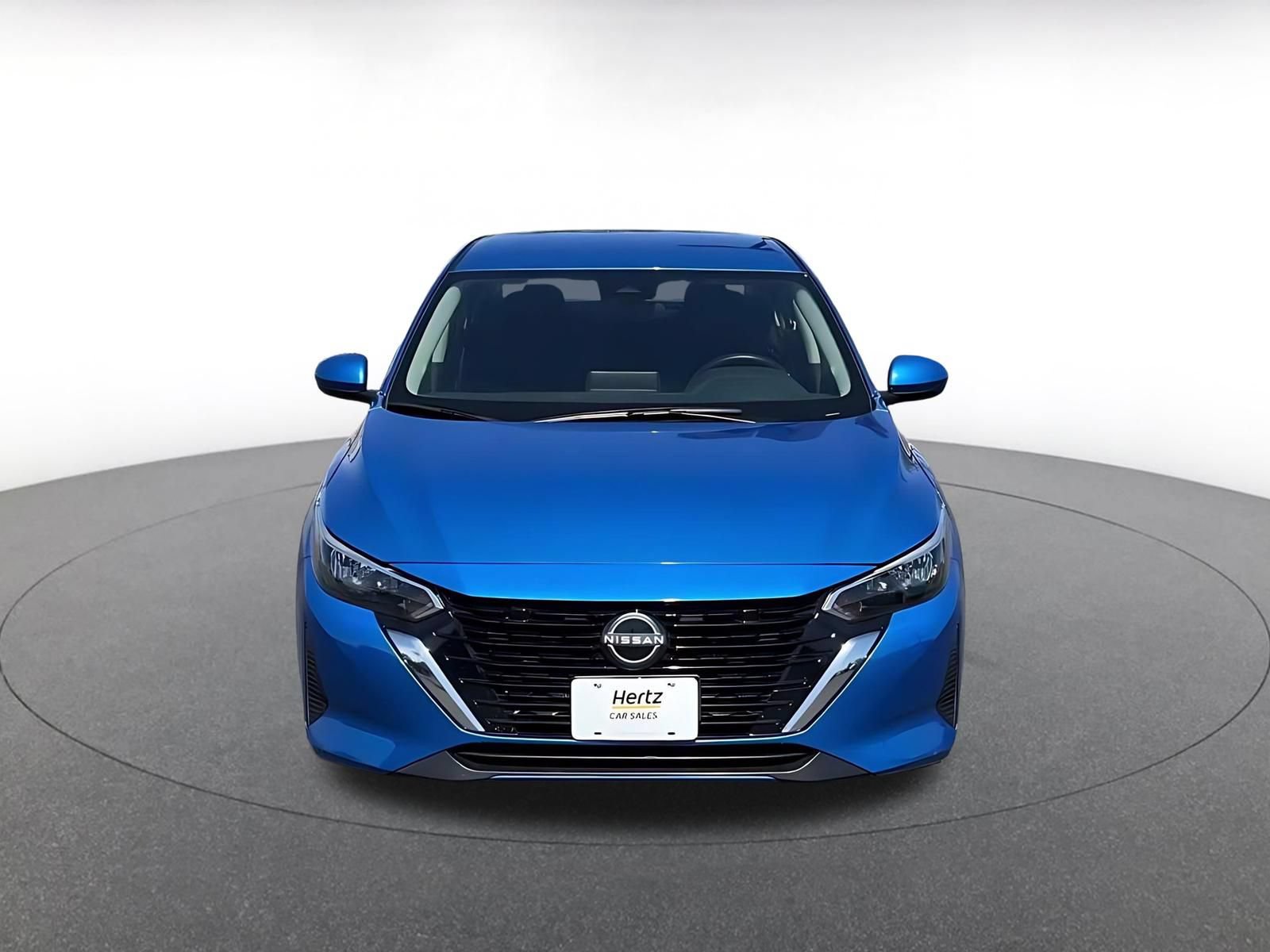 Used 2025 Nissan Sentra SV FWD image 4