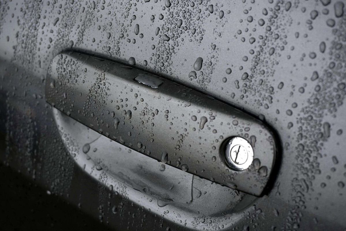 Used 2013 Dodge Challenger SXT Plus image 12