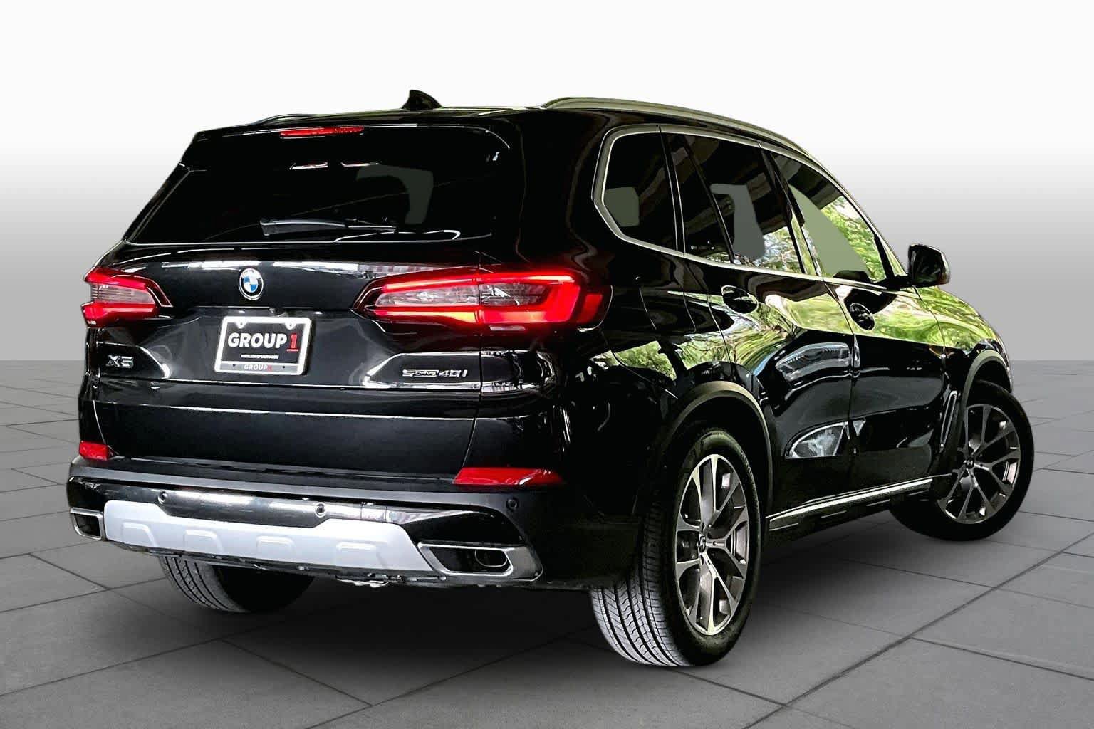 Used 2022 BMW X5 sDrive40i w/ Executive Package RWD image 12