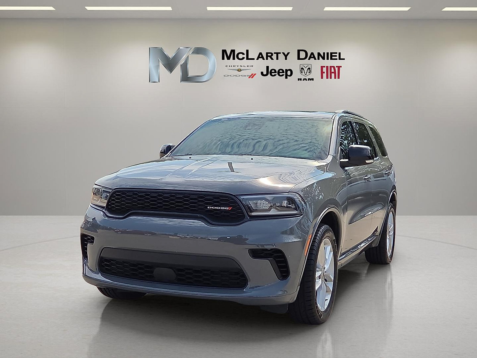 Used 2024 Dodge Durango GT AWD/4WD image 2