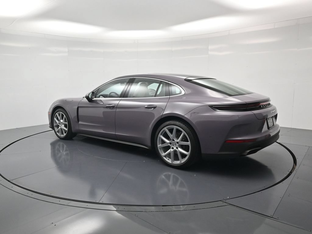 Certified 2024 Porsche Panamera image 3
