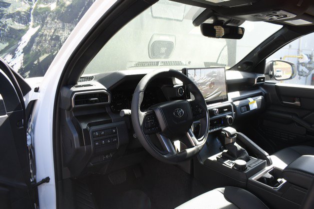 New 2026 Toyota 4Runner Limited AWD/4WD image 6