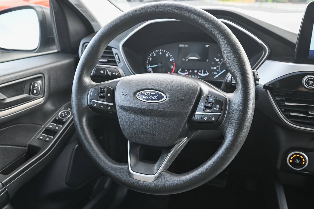 Certified 2022 Ford Escape SE image 30
