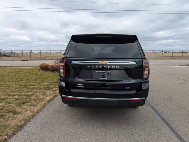 Used 2022 Chevrolet Suburban LT image 8