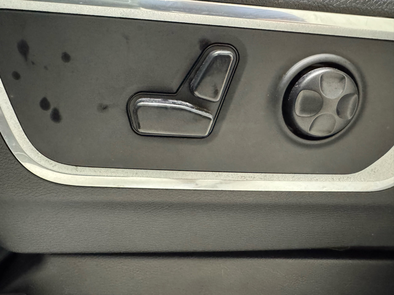 Used 2019 RAM 1500 Laramie image 24