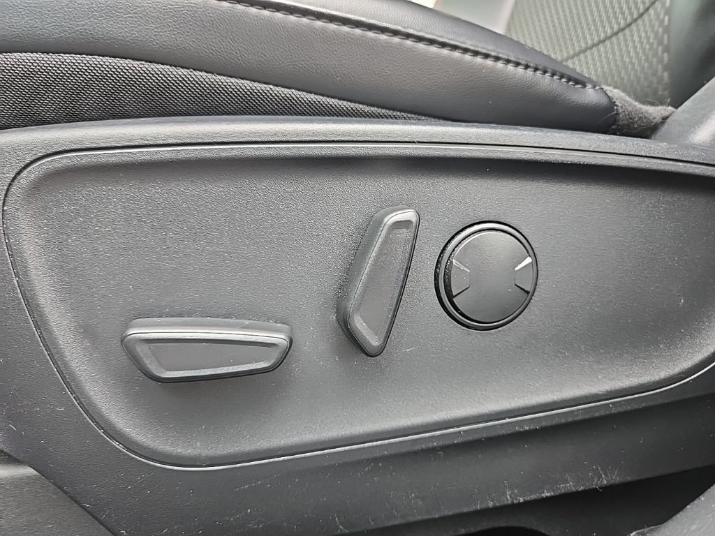 Used 2024 Ford Escape ST-Line AWD/4WD image 31