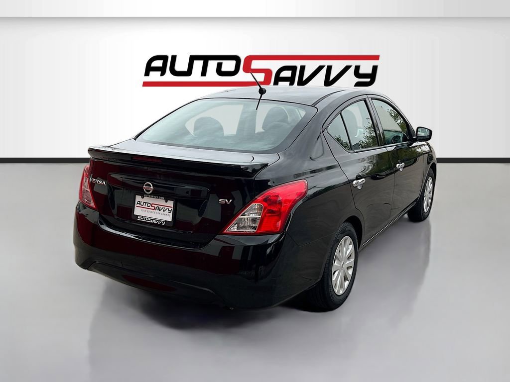 Used 2019 Nissan Versa SV FWD image 7