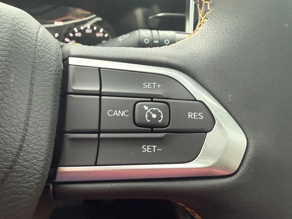 New 2026 Jeep Compass Latitude AWD/4WD image 17