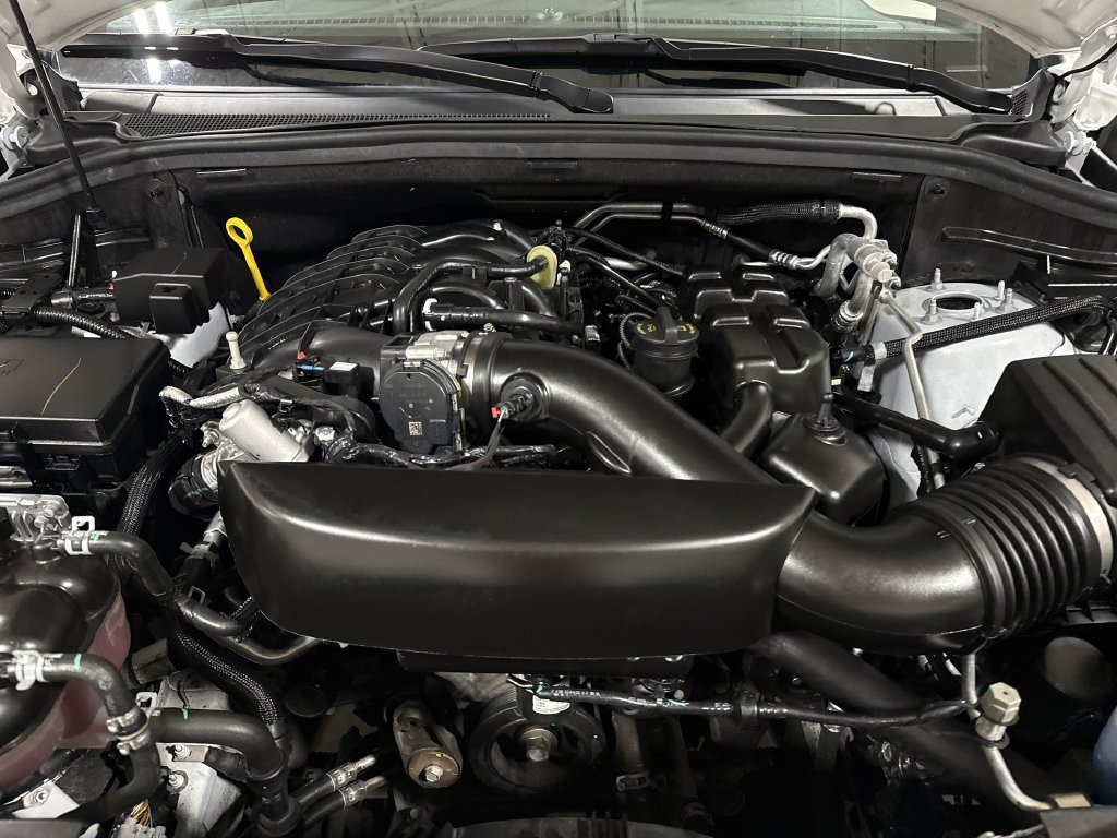 Used 2025 Dodge Durango GT AWD/4WD image 26