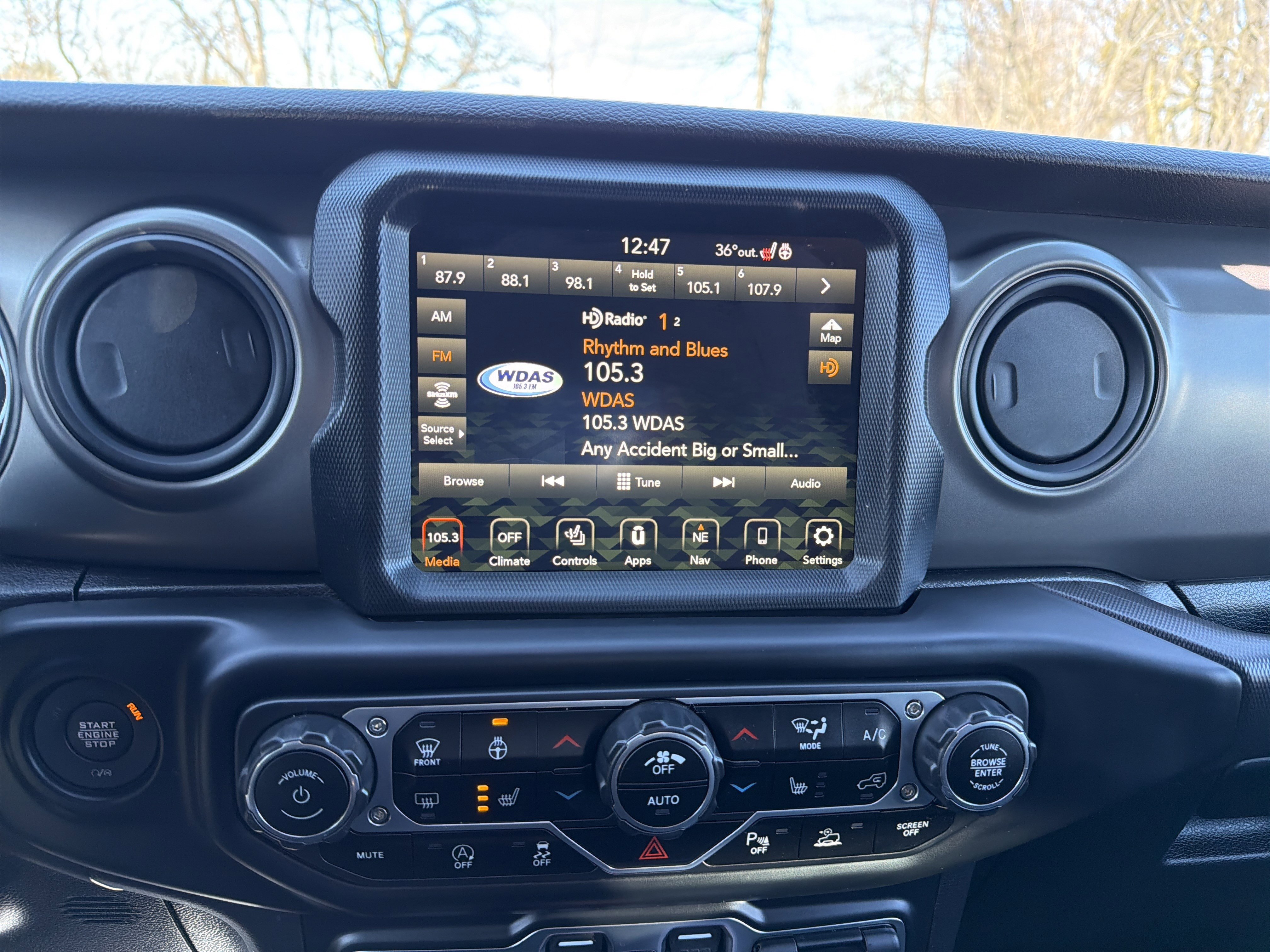 Certified 2022 Jeep Wrangler Unlimited Sport AWD/4WD image 21