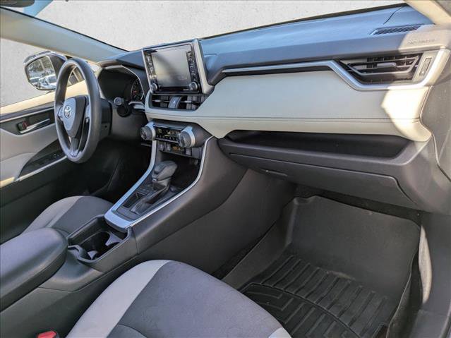 Used 2019 Toyota RAV4 XLE image 22