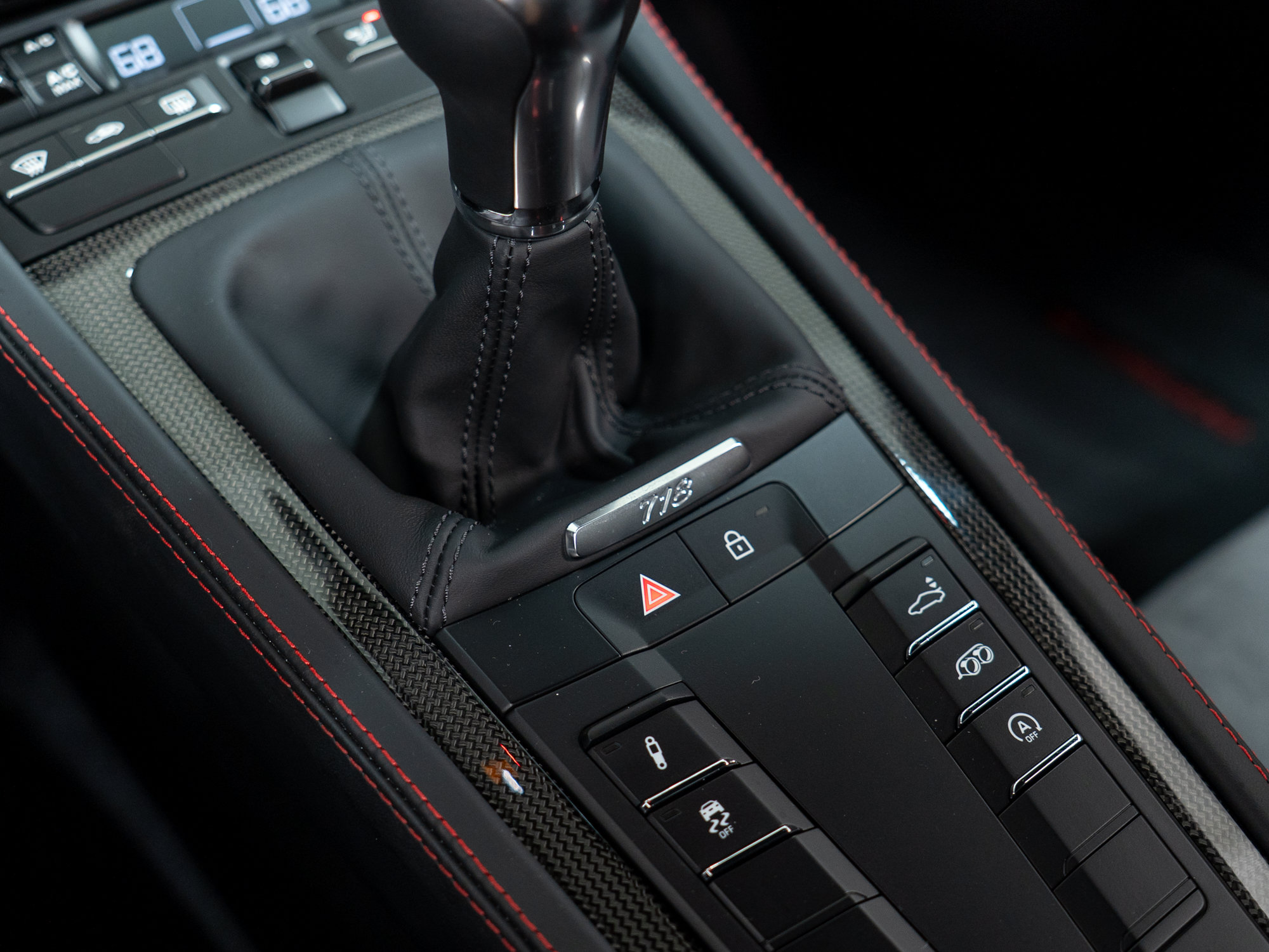 Certified 2025 Porsche 718 Cayman GTS RWD image 33