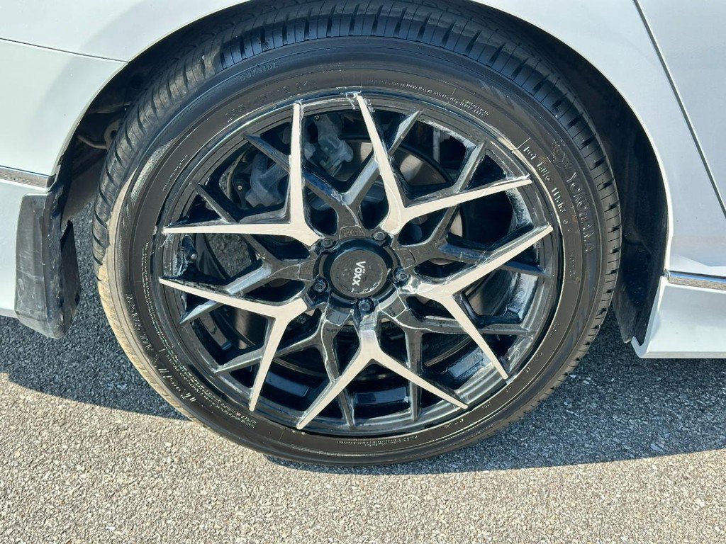 Used 2021 Honda Accord Touring image 7