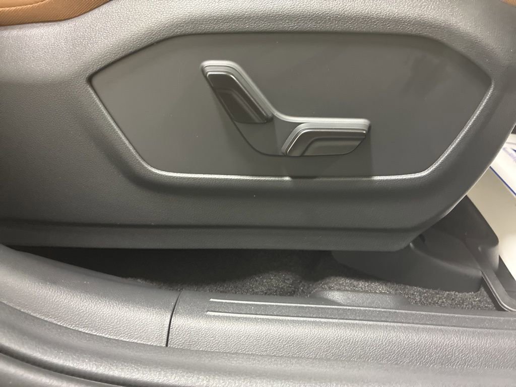 New 2026 Hyundai Santa Fe Calligraphy AWD/4WD image 35