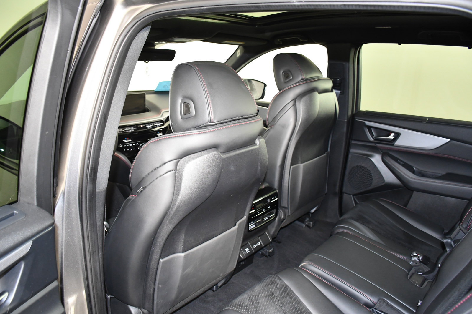Certified 2024 Acura MDX A-Spec AWD/4WD image 47