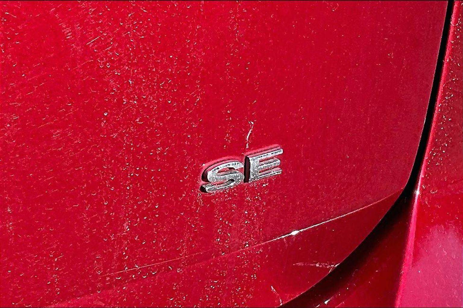 Used 2017 Ford C-MAX Energi SE w/ Equipment Group 401A image 8