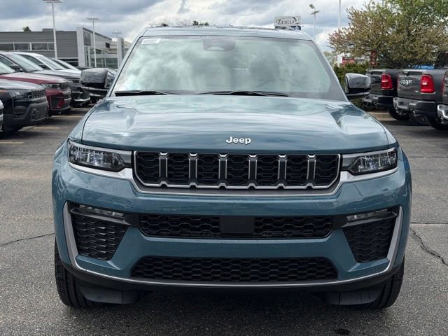 New 2026 Jeep Grand Cherokee L Limited AWD/4WD image 2